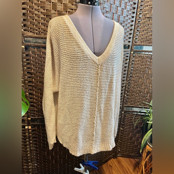 Free People oatmeal beige Knit V neck oversized slouchy off shoulder sweater m - Picture 2 of 14